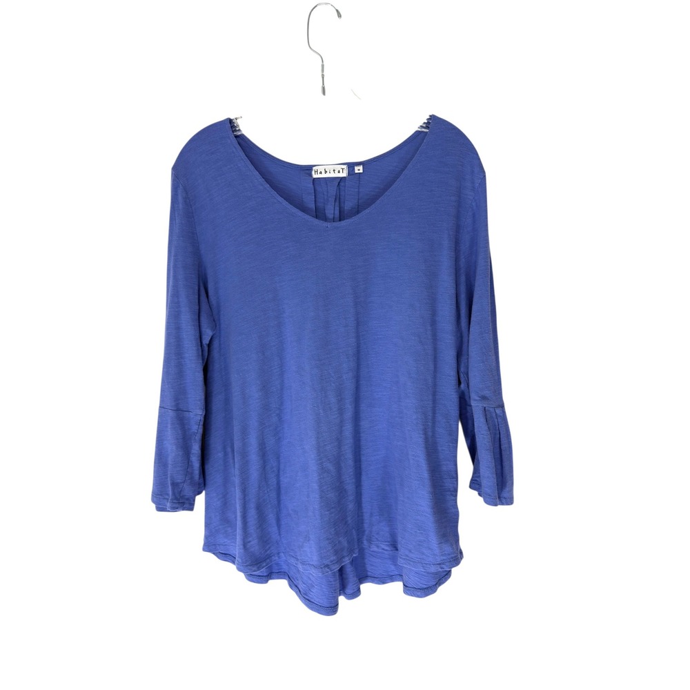 Habitat Top Blue V-Neck Bell Sleeve Casual Relaxed Basic Classy Essential Medium